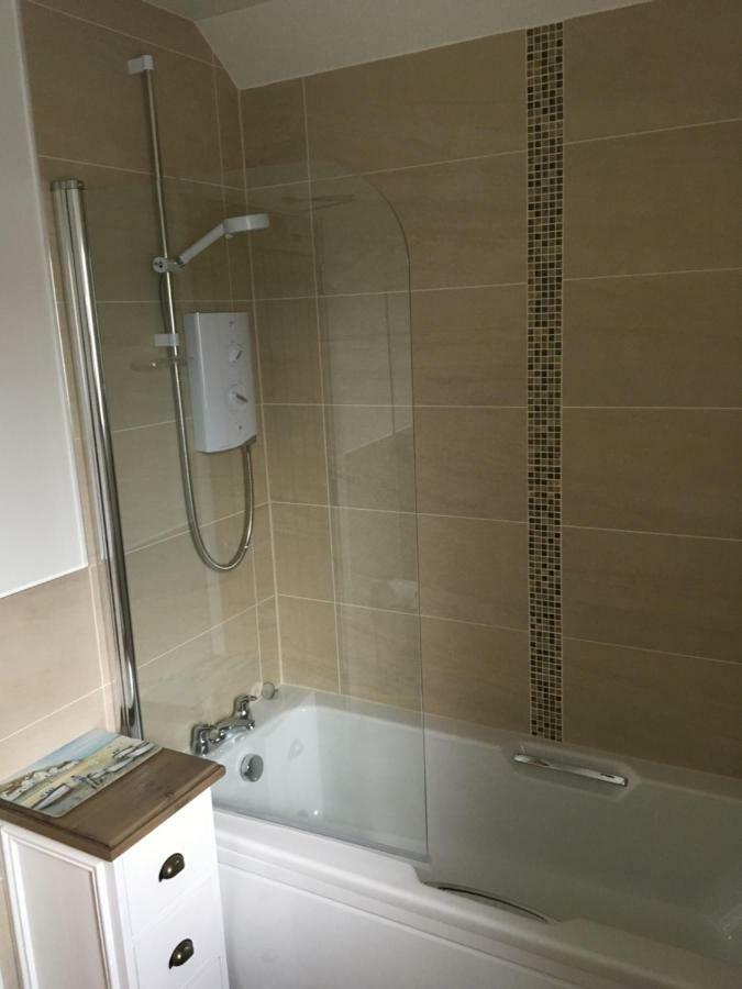 Riverbank Apartments แนร์น ภายนอก รูปภาพ